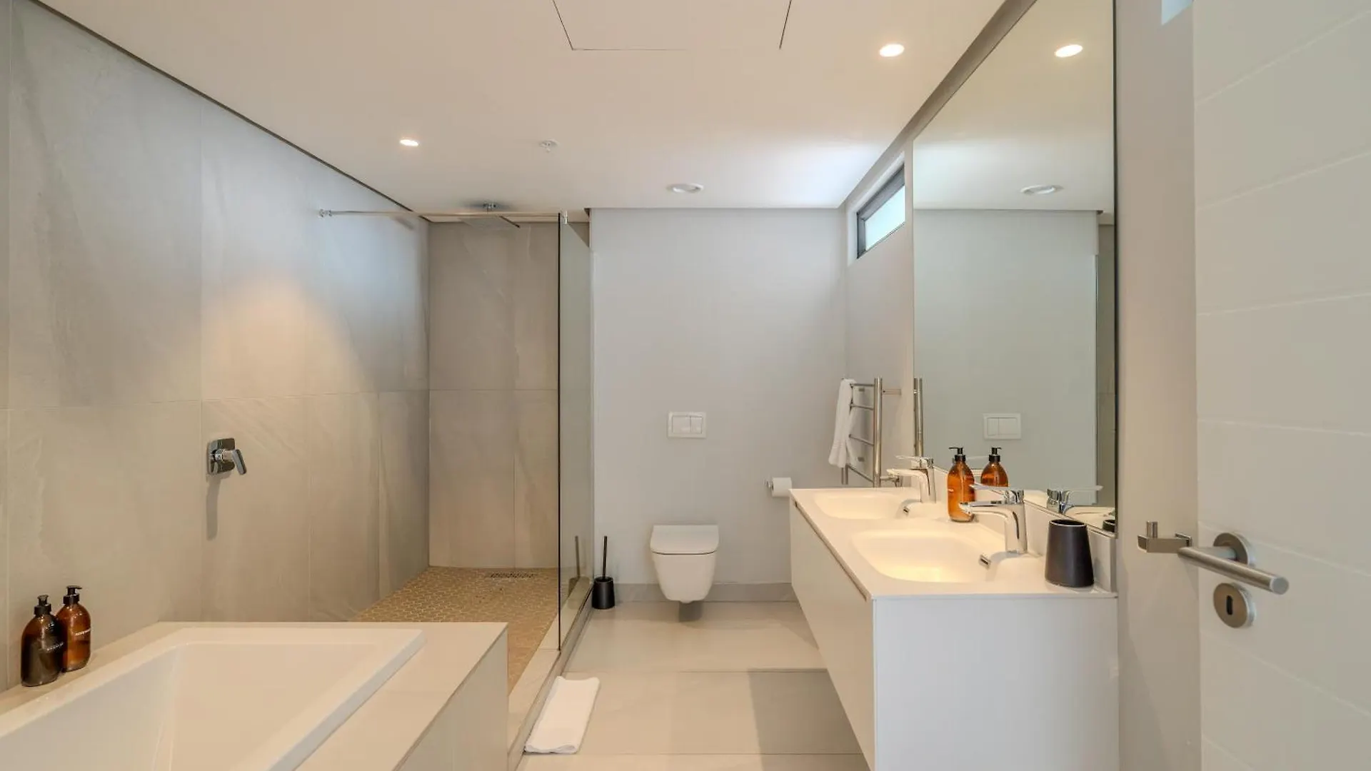 Exclusive Penthouse With Mountain & Ocean Views Apartment Cape Town
