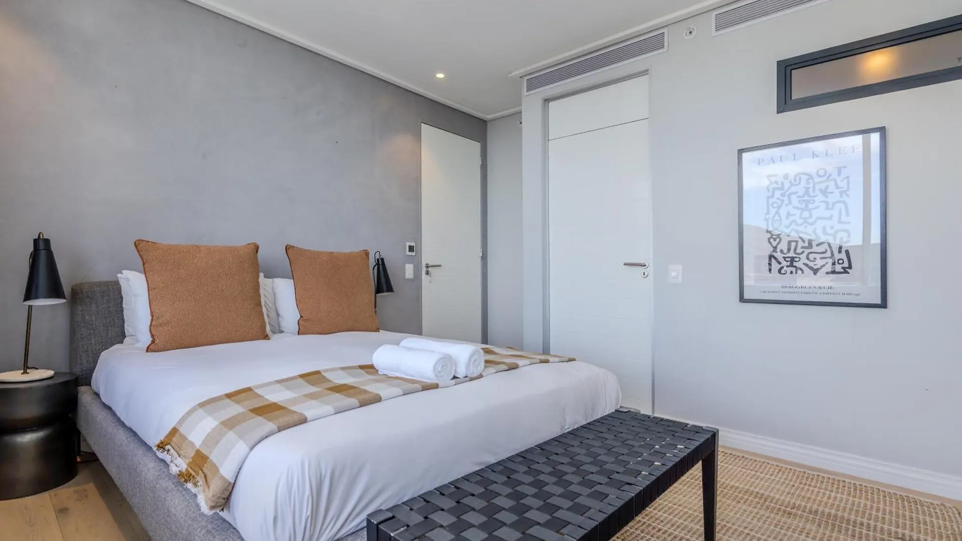 Exclusive Penthouse With Mountain & Ocean Views Apartment Cape Town