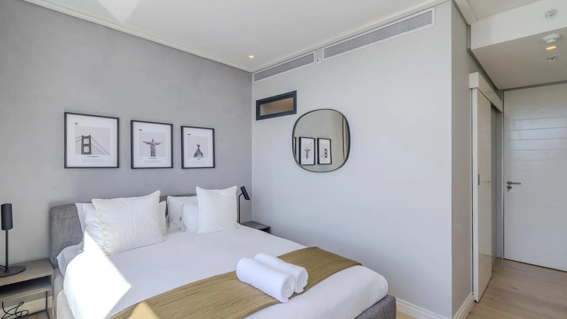 Exclusive Penthouse With Mountain & Ocean Views Apartment Cape Town